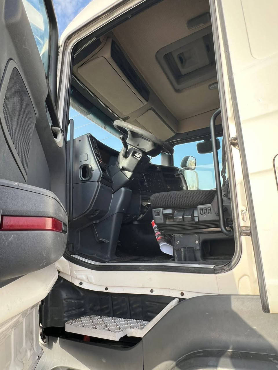 سلام عليكم اقره منشور
‏سكانيا
موديل موديل 2009
‏بدون ارقام 
‏كير عادي 900 رتايدر 
‏قماره شاصي كفاله
‏ محرك انجكشن 4 خطوط 
‏السعر 150 ورقه وا بيه مجال الشراي 
‏العنوان بغداد جرف النداف كراج العقابي على نزلت البزل 
‏لا ستفسار فقط لا الشراي خاص


**إذا كنت صاحب هذا الإعلان وتريد حذفه لأي سبب، رجاءا أرسل رسالة إلى الدعم الفني**