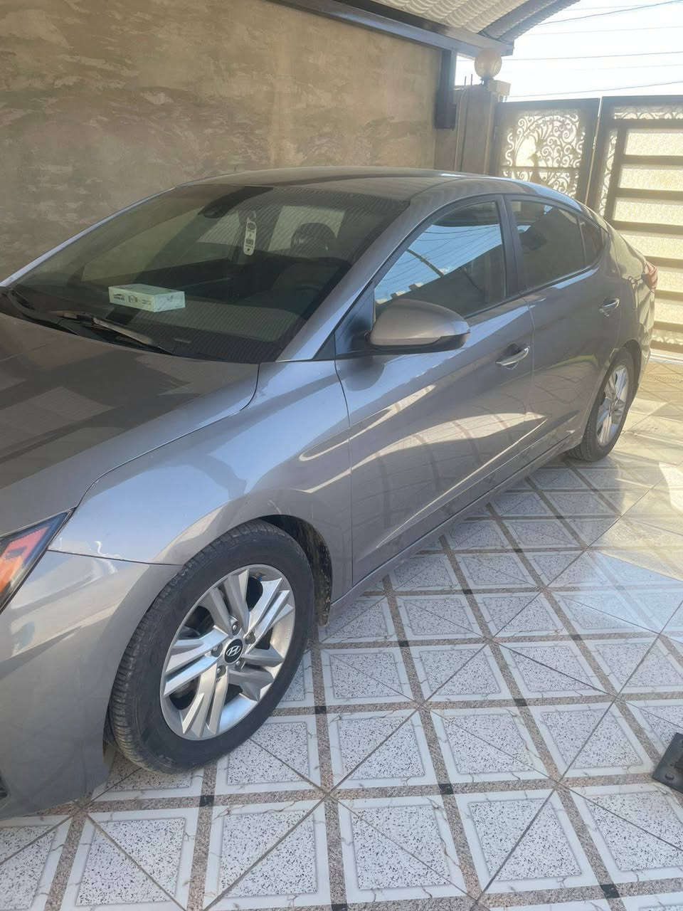 سلام عليكم النترا ٢٠٢٠ گير atm السياره ماشيه ٧٨حادثه بنيد مبدل وبيه الجاملغات الاماميه صبغ بسمي السياره مواصفاتها نص فول توقف ذاتي وقياده ذاتيه والسياره مدوشمه جديدكشنات وارضيه تبريد وكير ومكينه مكفولات السياره خير من الله معروضه ١٢٩ وبيه مجال بسيط مكان السيارة بابل حله ورديه رقم الهاتف ***********
