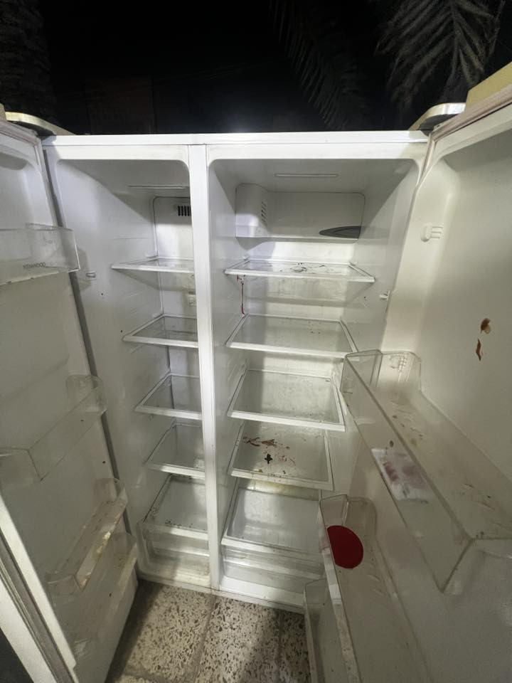 ثلاجة للبيع ***********
