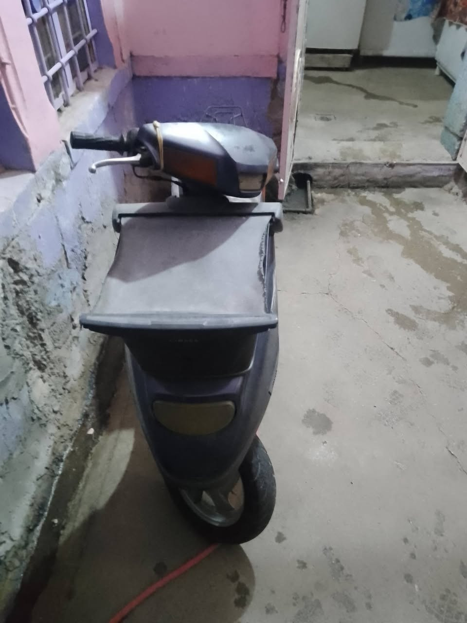 اصالسلام عليكم للبيع ماطور بزون شرط يشتغل بس ناقصو تنظيف اكزوز سعرو 175000للاستفسار عالخاص او الاتصال ***********المكان جانب الايمن حي الزنجلي
