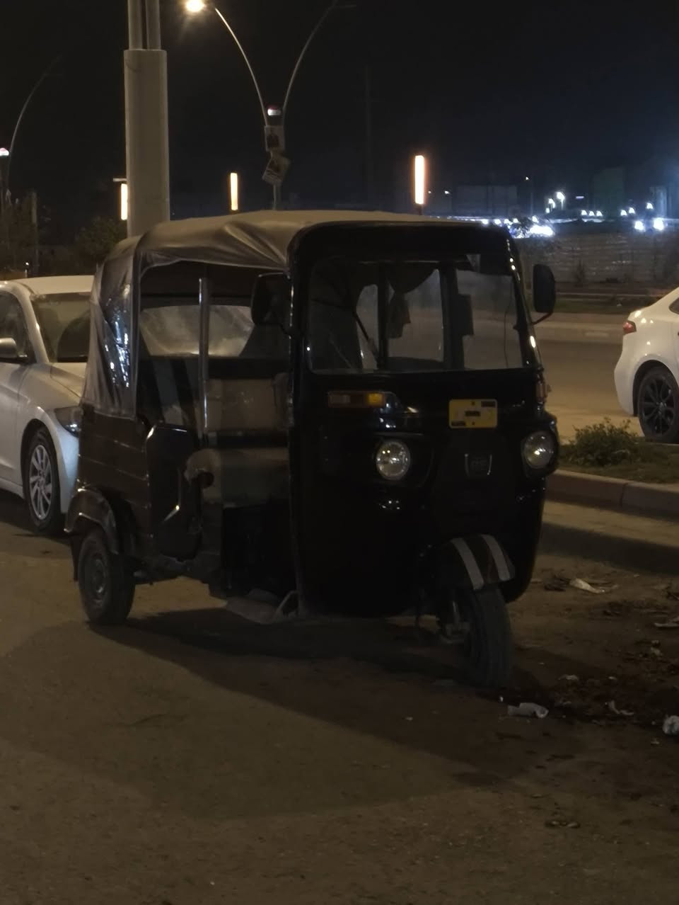 تكتك موديل 20مصبوغه فقط جماليه بودن اي تعمير   مكاني كربلاء شارع حميد ابو الجام وياها مسجل وسبير ودشمه وغراضه كامله ومحرك خرسه خرسه ***********
