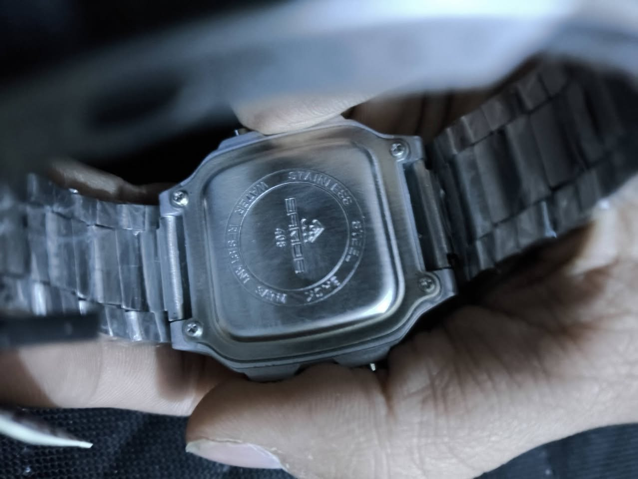 ساعه مختمه من الفولاذ المقاومه للصده ماركه SAMDA شبيه لتصميم ساعه كاسيو
20 الف تواصل خاص


**إذا كنت صاحب هذا الإعلان وتريد حذفه لأي سبب، رجاءا أرسل رسالة إلى الدعم الفني**