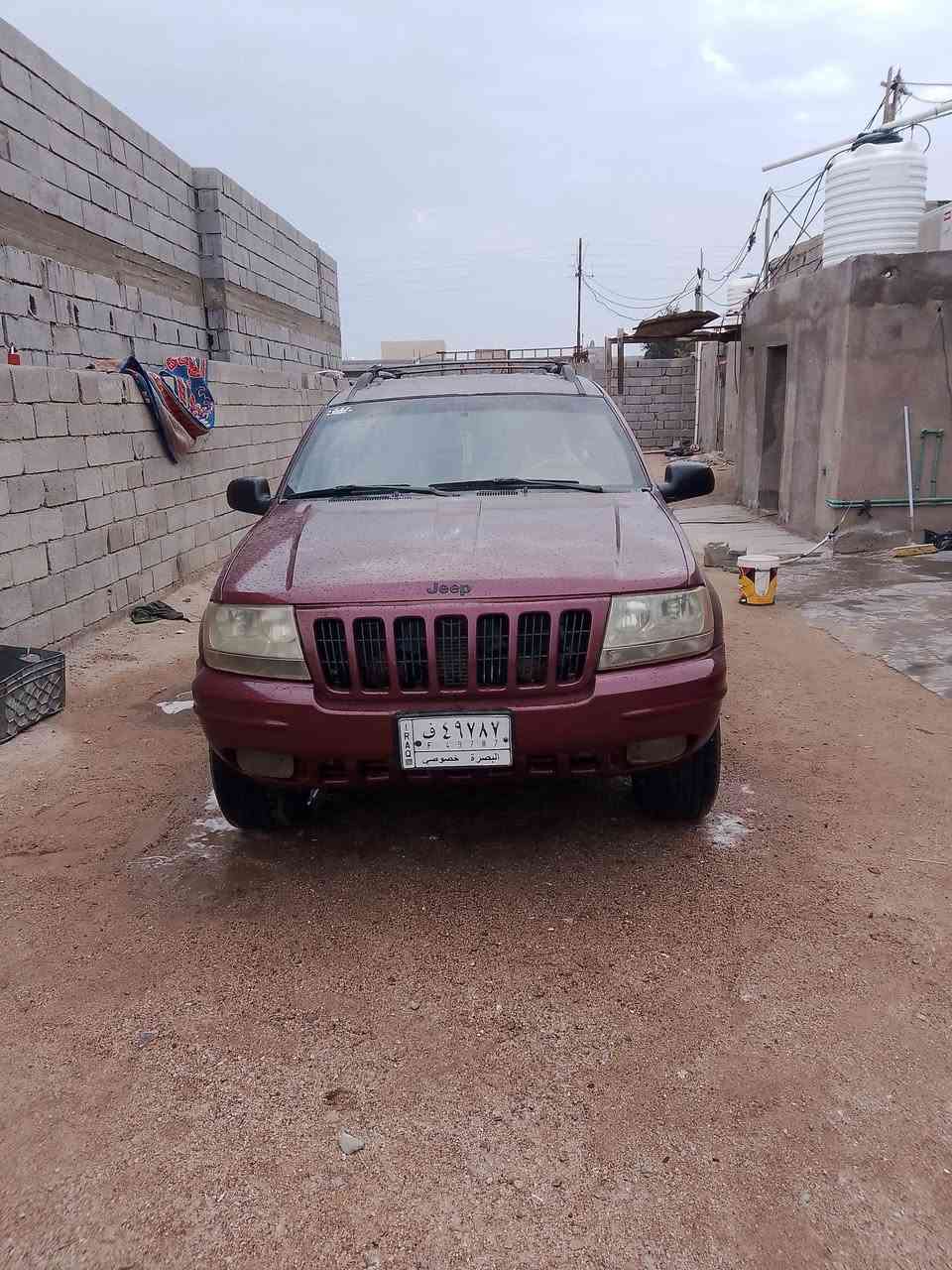 جيب شيروكي موديل 2000 سياره جاهزه تخم تاير حداده جديدة  مكينه وكير 2500 رقم بصره  بيها قاصرين  سعرها  45 بيها مجال قليل  الاستفسار ***********
