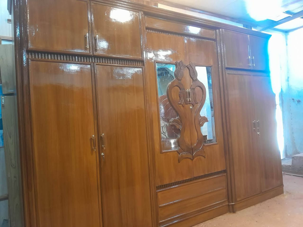 سلام عليكم
غرفه طابقين نجارة تسكام سعرها 550الف مكانه حله ابو غرق حي الحسين


**إذا كنت صاحب هذا الإعلان وتريد حذفه لأي سبب، رجاءا أرسل رسالة إلى الدعم الفني**