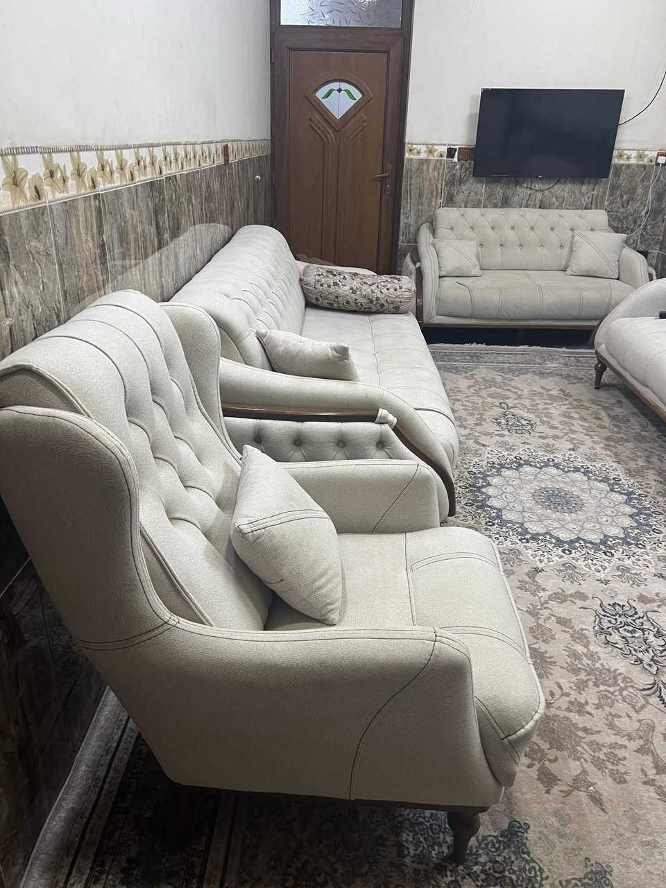 سڵاوی خودای گەورەتان لێبێ بەڕێزان
ئەم قەنەفە بۆ فرۆشتن10نەفەرییە،12ورقەی پێدراو،نرخی ئێستای 7ورقەو معامەلە
چەمچەماڵ
ئێوەی بەڕێزیش کەلو پەلەکانتان لەنامە بنێرن


**إذا كنت صاحب هذا الإعلان وتريد حذفه لأي سبب، رجاءا أرسل رسالة إلى الدعم الفني**