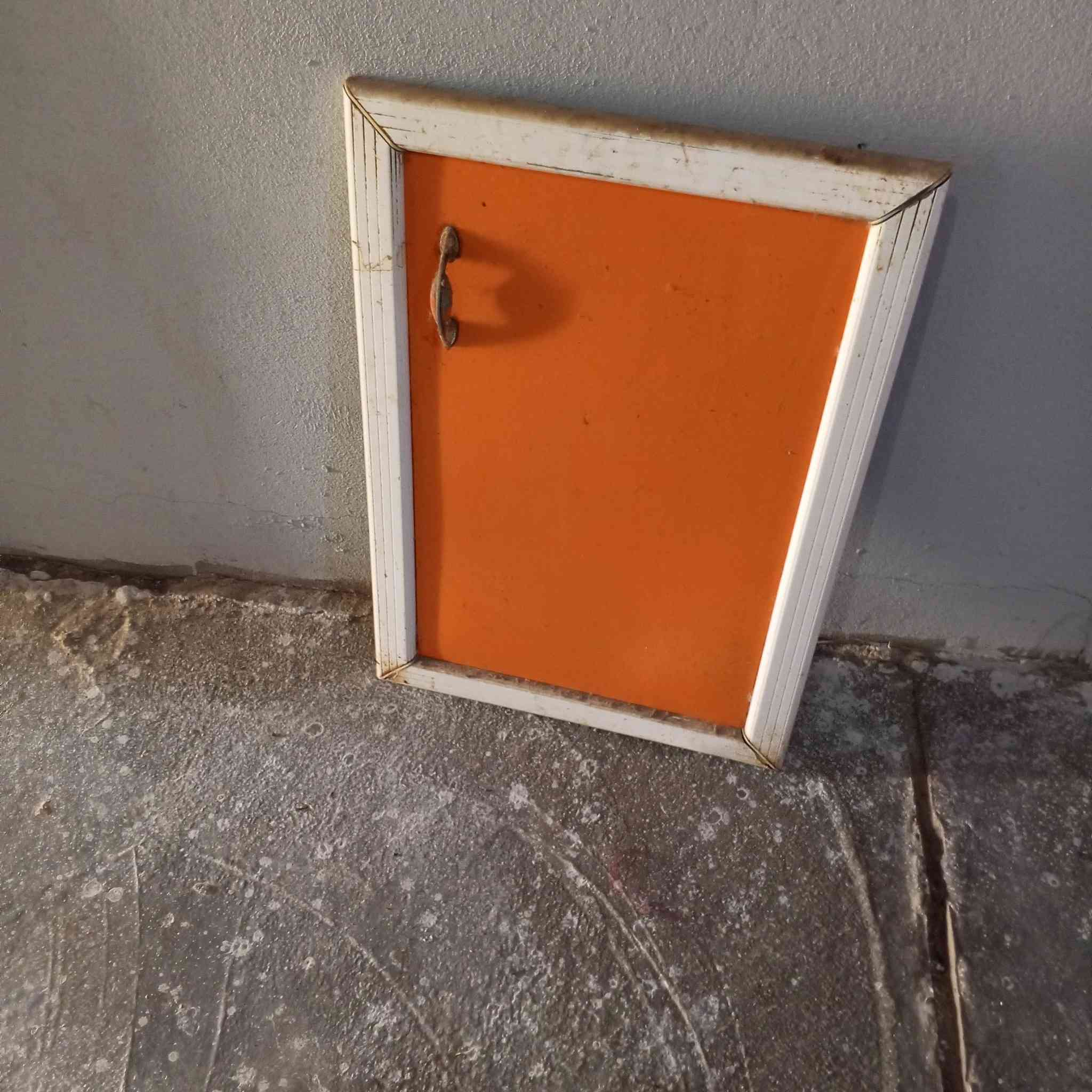 سلام عليكم 
كاونتر العرض مترين ونص 
وياه الملحق ماله 
ولسنك متره ونص يرادله ترتيب 
 ضرره سجه مال جرارات ورزه مال باب 
السعر 150 قفل مكاني بغداد الشعله


**إذا كنت صاحب هذا الإعلان وتريد حذفه لأي سبب، رجاءا أرسل رسالة إلى الدعم الفني**