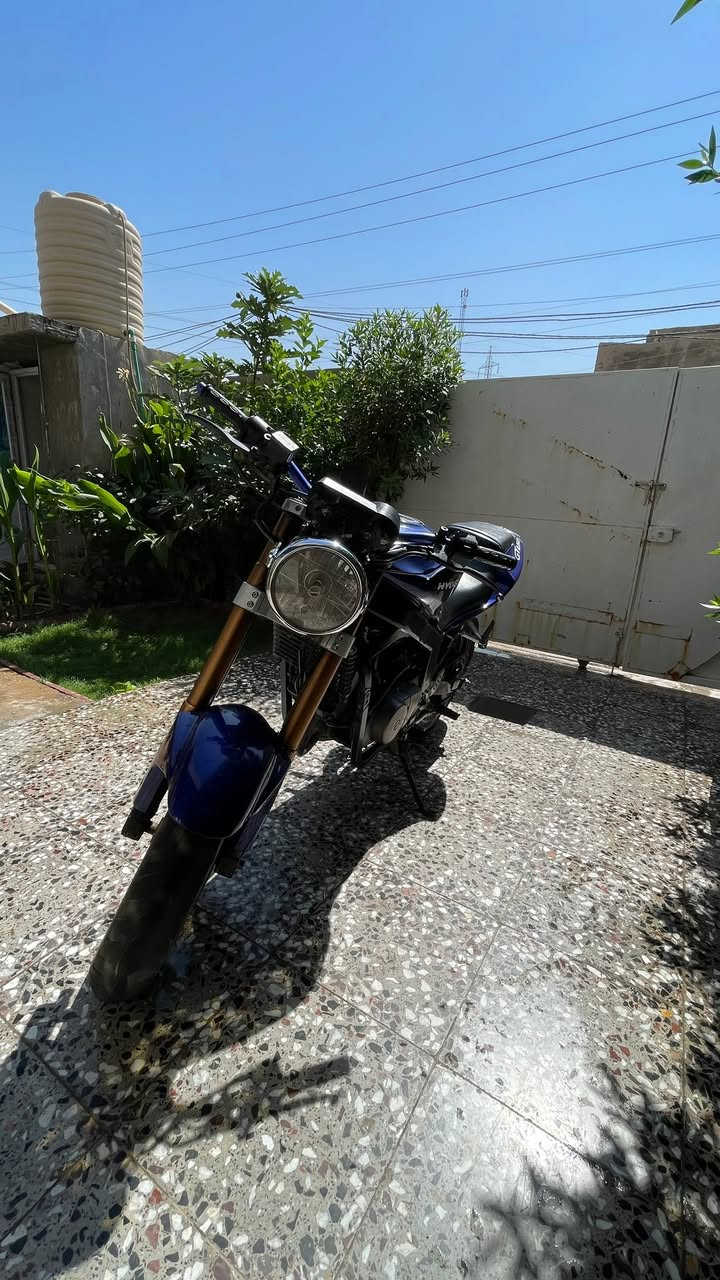 بسم الله الرحمن الرحيم
Hyosung GT250
محرك 250ccثنائي 2سلندر 30 حصان
سرعة 160-180
سحب ممتاز وثبات عالي بالطريق
رياضية بلون ازرق Sport
اكزوز رياضي 
مكينه مكفولة اوراق كاملة
صناعه كوري المنشأ دراجة مفولة ما شاء الله 
السعر (13 ورقة) وبيهه مجال للطيبين ولشراية
المكان بغداد الجديدة


**إذا كنت صاحب هذا الإعلان وتريد حذفه لأي سبب، رجاءا أرسل رسالة إلى الدعم الفني**
