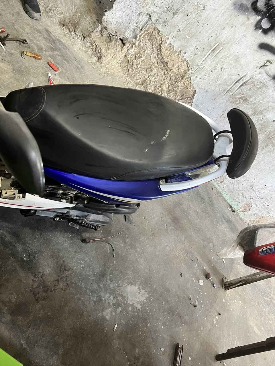 السلام عليكم اخوان ماكس صيني للبيع الدراجه مكينه ناعمه حيل الدراجه كفرات السود مكسره كهربائيات كلها شغاله خير من الله بس عندي الهندر خارط تشتغل سلف الاستفسار اكثر ***********
