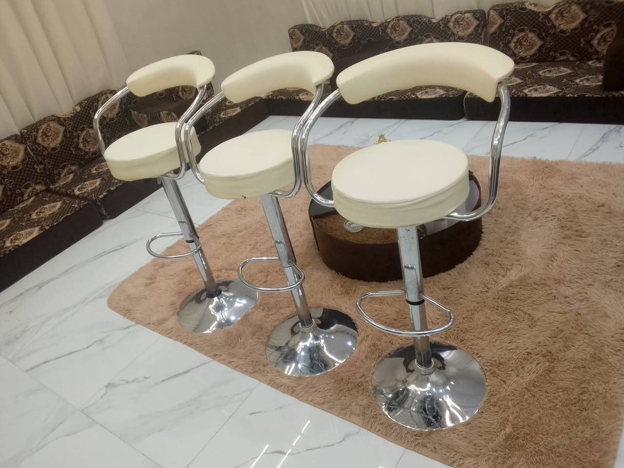 ثلاث كراسي بحاله الوكاله للبيع 0797260220


**إذا كنت صاحب هذا الإعلان وتريد حذفه لأي سبب، رجاءا أرسل رسالة إلى الدعم الفني**