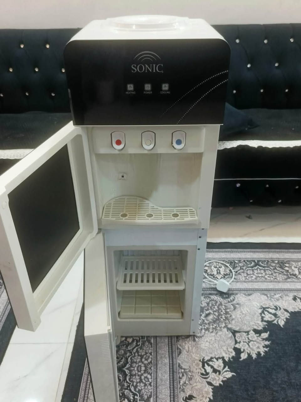 براد ماي شركة SONIC
مستخدم نظافته 95بلميه 

سعره 80الف بي مجال شي بسيط 

للستفسار ع وتساب ***********
