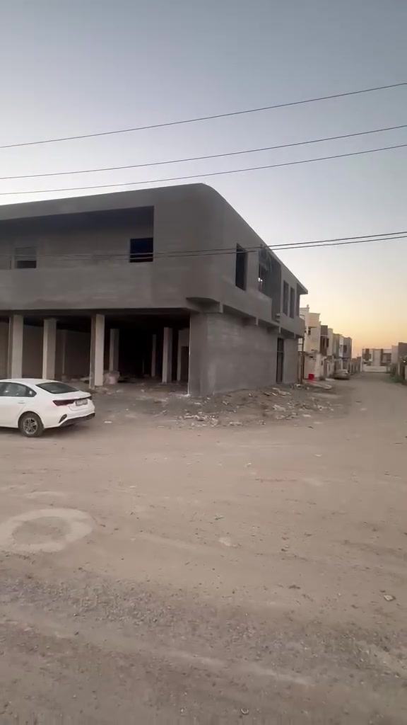 عماره ركن للبيع طابو صرف موقع مميز جدا
الموقع الرمادي شارع 60 مقابل مجمع كاردن سيتي ركن وجه ع الشارع مباشر 

المساحه 325 متر 

العماره ركن تتكون من طابقين وفيها نظام مصعد 
العماره الطابقين مفتوحه وحسب طلب المشتري التقطيع 

السعر مليون و300 الف المتر قابل للتفاوض 

الفديو موضح التفاصيل كامله 

للاستفسار والتواصل مكتب النبال للعقار الرمادي الصوفية خلف ساحه الاحتفالات سابقا بجانب الحديقه الاتصال 
***********
***********
متوفر واتساب
