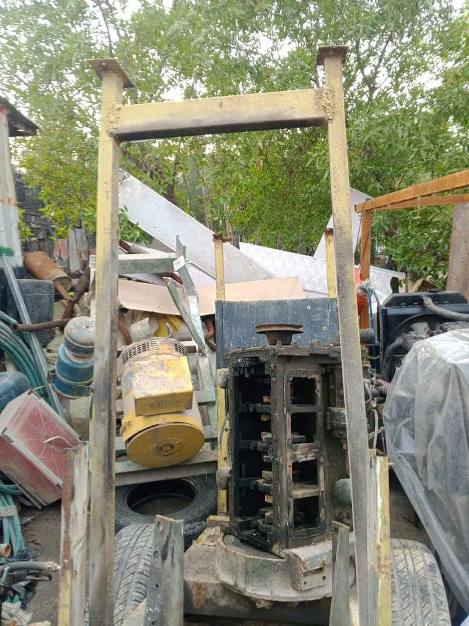 السلام عليكم  شاصي ورأس توليد ٣٠ كيفي ثري فيز العنوان بغداد البلديات اتصل على الرقم وسهلة ***********بي واتساب
