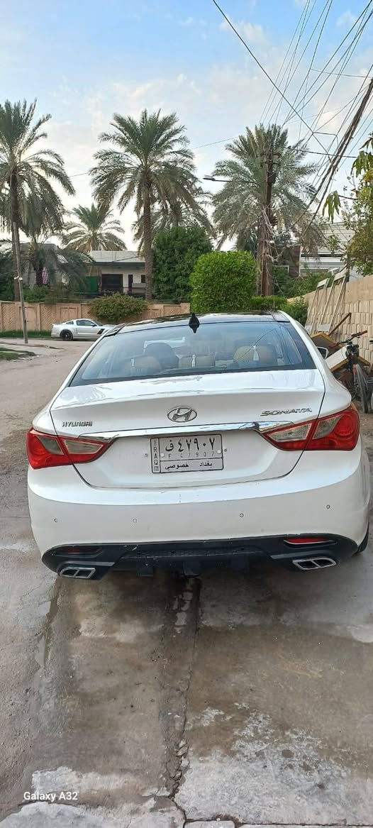 سوناتا ١١خليجي محرك ٢٤٠٠ كشن سايق كهربائي تدفئة 
تبريد تدفئة ممتاز
ليحب يجي يفحص 
السعر ١٢٥ وبيها مجال 
 العنوان بغداد مكلف بالنشر فقط اي استفسار رقم صاحب السيارة ‎0771 733 6331 متواجد واتس اب ايضا
