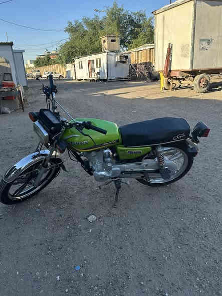 سلام عليكم  لبيع دراجه ايراني سيفان 2023برغي ممفتوح من المحرك مكاني الكاضميه سعرها 350رقم الهاتف ***********
