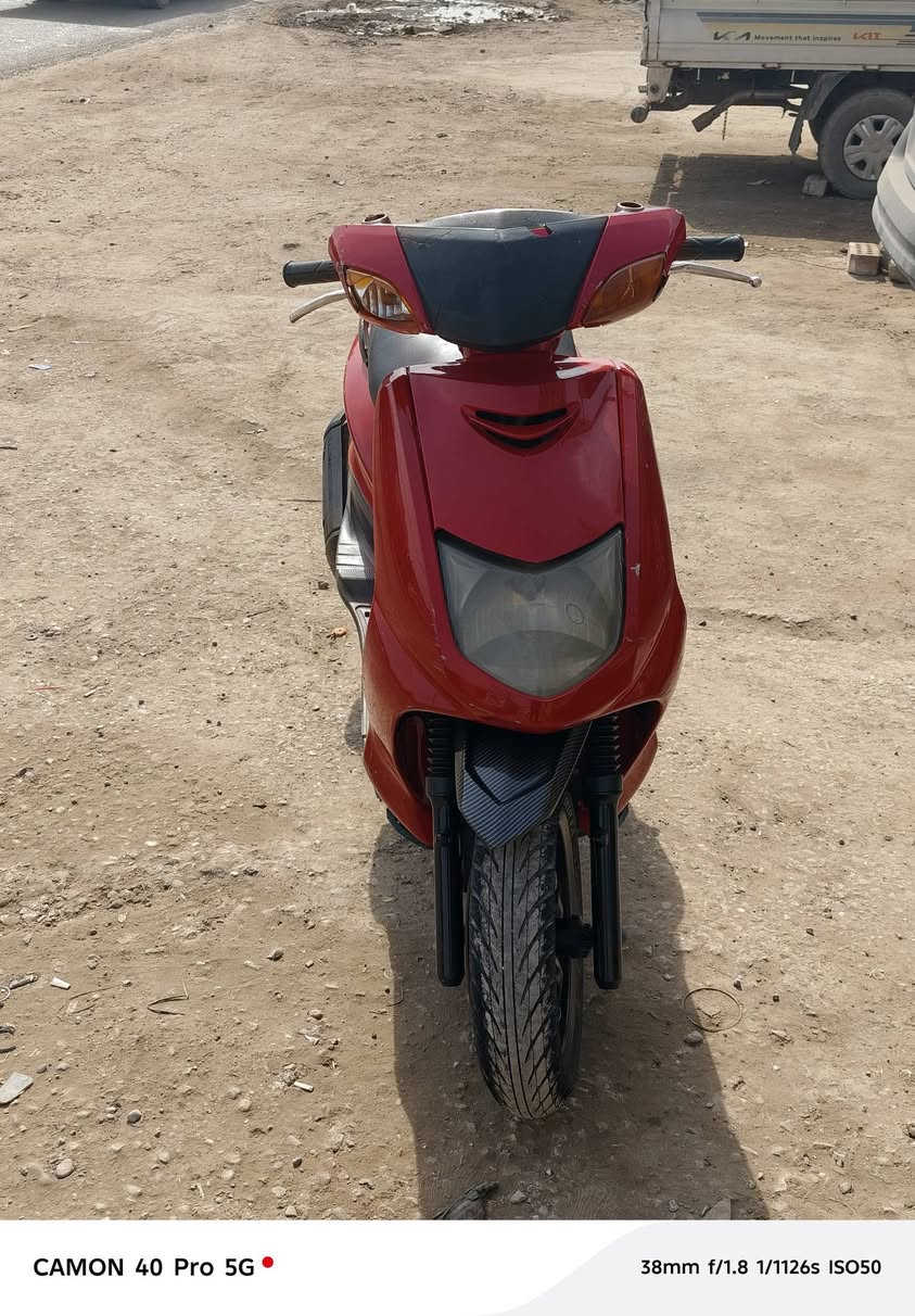 السلام عليكم للبيع
سكنس نثيه بوشه 58اونص
الدراجه جاهزه شلعه او معدل بيها جاملغ كاربون صالنصه مال جبلي رياضي سلف رياضي نقصها فقط باتري او ترتيبات من الخارج مكاني بغداد جسر ديالى الاستفسار ***********
السعر 500او بيها مجال
