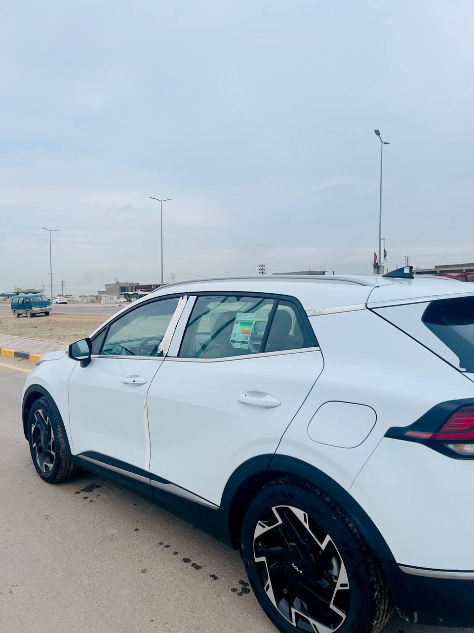 السلام عليكم
سبورتج مديل 2023بسمي تحويل مباشر السياره جديدة كولش فول عدا الفتحه مواصفات جاهزة من جميع النواحي مكاني حله السعر 213وبيه شي جداً بسيط والله
عنوان بابل ***********
