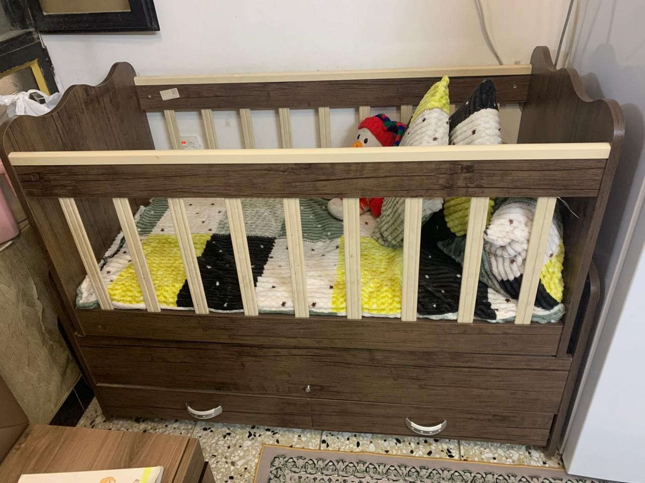 سرير اطفال مع دوشك جديد بالجيس مكان اليرموك الشراي يراسلني خاص


**إذا كنت صاحب هذا الإعلان وتريد حذفه لأي سبب، رجاءا أرسل رسالة إلى الدعم الفني**