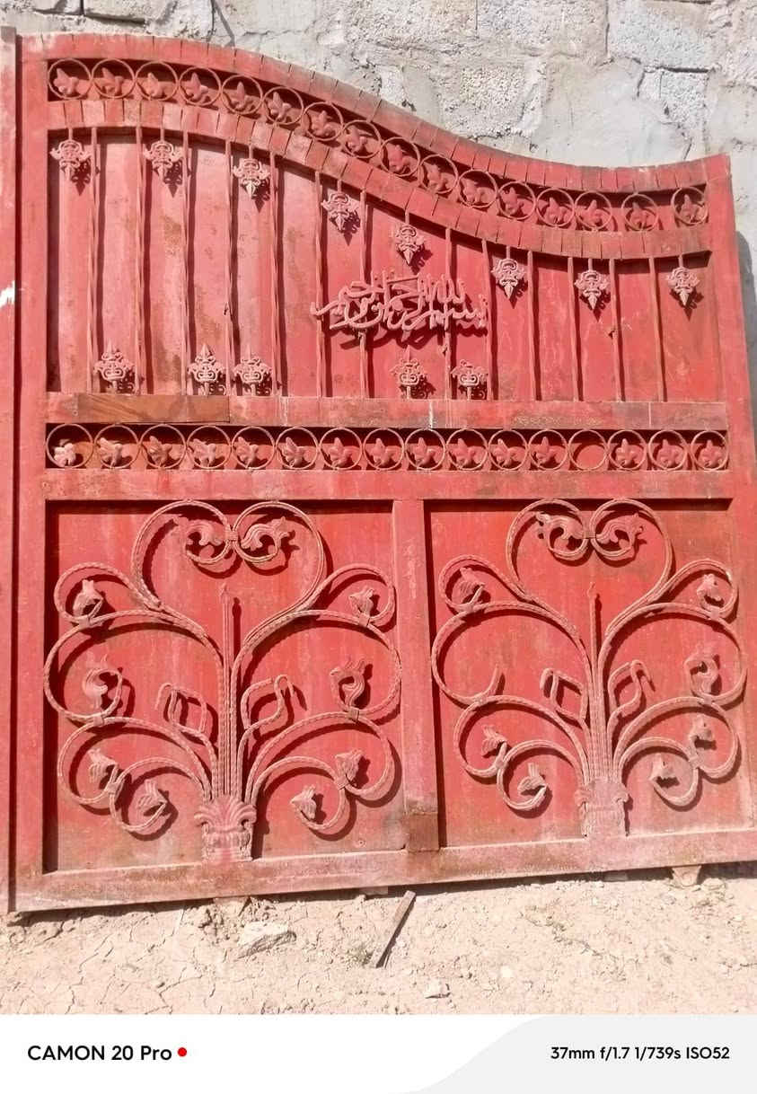 ياالله متاح اللبيع باب سلايت 3متر طول رتفاع 220 مكان بغداد وشراي *********** ***********
