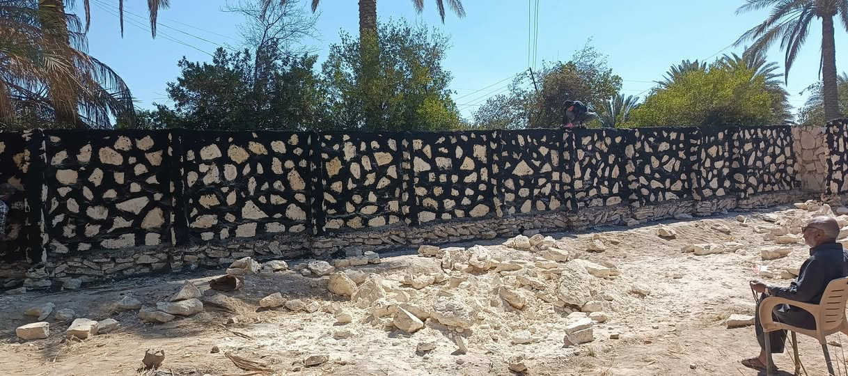 اللهم صل على محمد والله محمد 
***********
***********لبناء الحجر في جميع محافظات العراق
