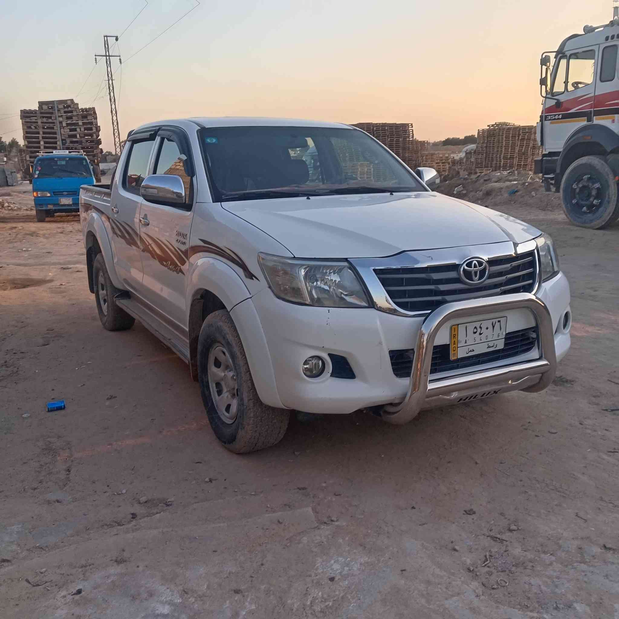 السلام عليكم للبيع فورويل مديل 2014كير تماتيك مداور ثاني يوم رقم كليزي مكينه جديد  المكن نجف الاستفسار رقم الهاتف ***********
