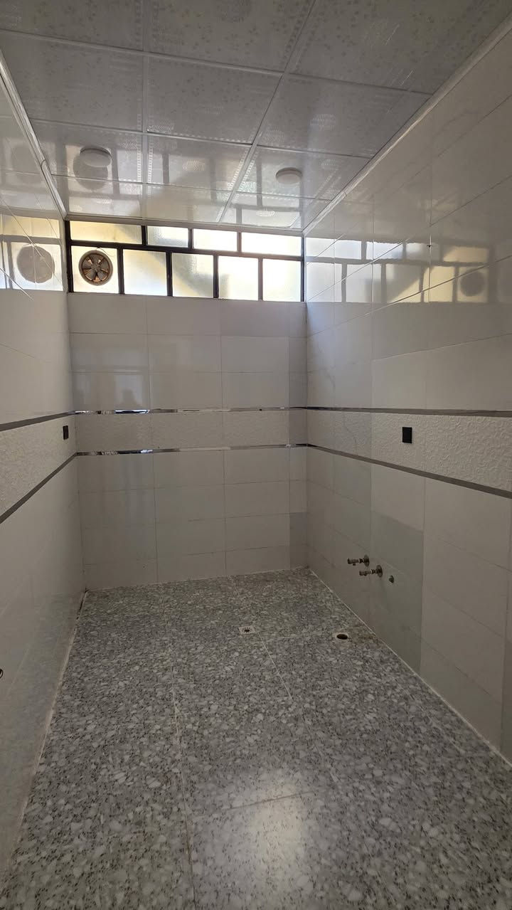 #للايجار_للايجار_للايجار 
شقة طابق ثاني للايجار 
#الموقع حي السماح السياسيين قرب المدرسة الكويتية #المساحة ١٠٠م٢
 تتكون الشقة من
 غرفتين نوم واستقبال وهول ومطبخ وصحيات 
#بدل_الايجار ٢٥٠ الف 🔒
__________
للاستفسار الاتصال على الارقام:
☎️***********
☎️***********
أو زيارة مكتب منازل للعقار حي السماح سايدين الاركان قرب مول القمة 

#موقع_المكتب 9688+PG6 الموصل
