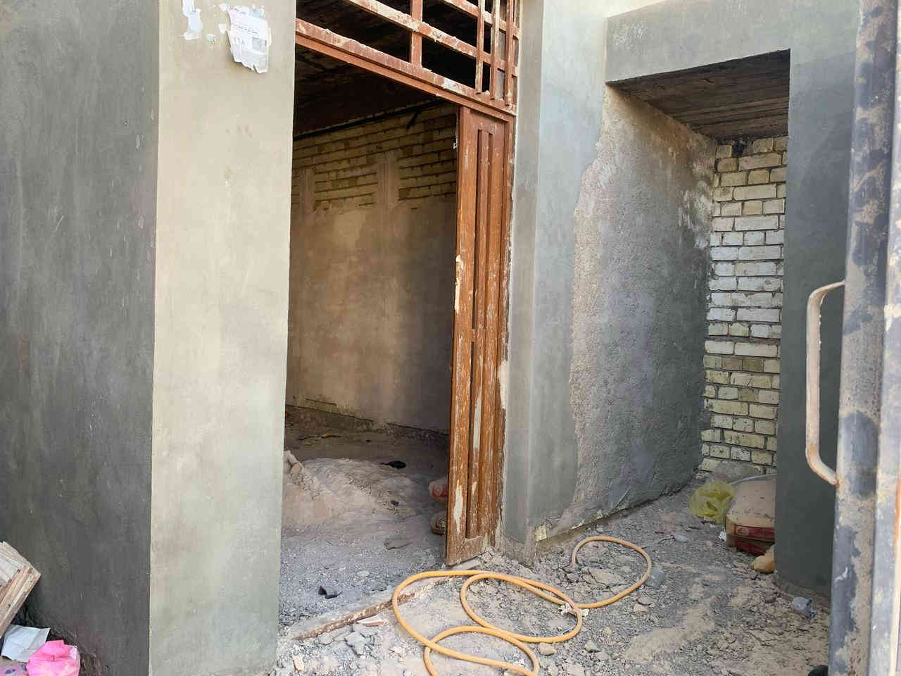 عقار للبيع رقم العقار 52073
100 متر 5×20 
النجف حي النداء شارع مجمع بيتي 
السعر 71 مليون 
***********
