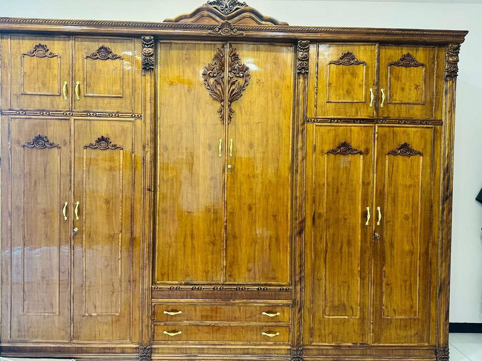 غرفة خشب عراقي نقشات زان خشب ثقيل للاستفسار مراسلة هذا الرقم واتساب  ‭ ‭٠٧٨١ ٦٥٢ ١٨٦١‬
