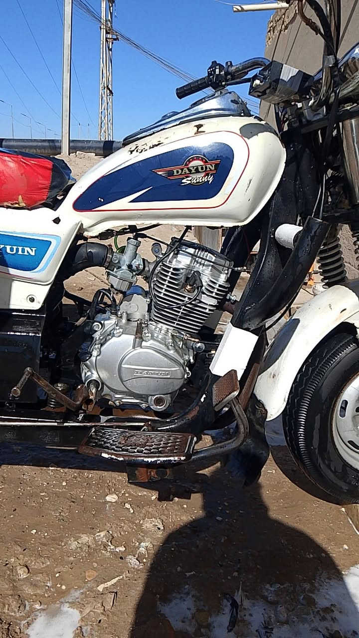 سلام عليكم ستوته البيع موديل 15 وراق صولي نكره سلف سعر 1600بيه مجال  محرك ما مفتوح مكانه ناصرية حي  الفداء قرب جسر الهوندي رقم ***********
