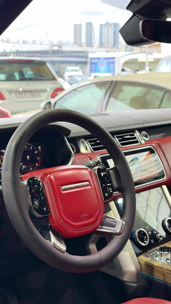 رانج روفر Vogue V8 Supercharged  2019
الممشى: 50,000 ميل
المحرك: V8 سوبر تشارج
الحالة:
مكفولة كفالة عامة من الدعامية إلى الدعامية
بدون بارد / بدون شخوط / بدون رصعات
نظافة 100% سيرفس كامل
السيارة جاهزة بدون أي صرف
4 إطارات جديدة
المواصفات:

🟪 السعر  :: الطلب في التعليقات ويوصلك مباشرة ✍️ 📩

أبواب شفط
رادار 360 + رادار أمامي
تحديد مسار + نقطة عمياء
مقاعد أمامية وخلفية تدفئة وتبريد
مقاعد أمامية مساج
ستيرن هيتَر + كهرباء
إضاءة محيطية داخلية متعددة الألوان
وضعيات قيادة رياضية
جكات (تعليق هوائي)
صندوق كهربائي
ثلاجة
بانوراما
مرايا شفط أوتو
شاشة تدعم Apple CarPlay
تحكم ستيرن لمس
ميموري للمقاعد
مقاعد كهربائية جلد
دات شو (شاشة عدادات)
كاميرات 360
تشغيل عن بعد
لايت زينون + LED
الوضع العام:
فول مواصفات 1/1
السيارة بحالة وكالة ومستخدمة استخدام بيت
التحويل:
تحويل مباشر بنفس اليوم
📍 المكان: السليمانية – معرض شڤان

 للاستفسار:
***********
***********
