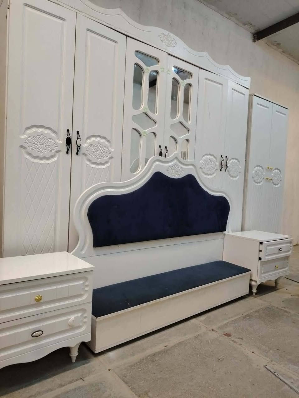 غرفة نوم كانتري مستعملة🇹🇷
 نضافة90٪💯
عدد القطع / 7
نضام / أبواب  💢 
سعرها /800💸

شد ونقل داخل بغداد مجاني🚛
يوجود توصيل محافضات 🚛 حجز واتساب فقط ***********
