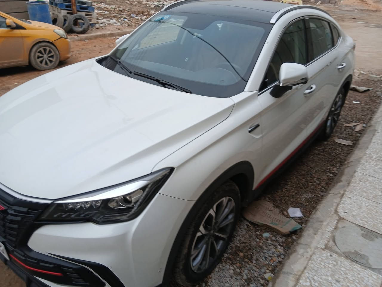 شانجان cs85 موديل 2024 ماشيه 65 الف فول مواصفات  محرك 2000 تيربو بدون صبغ ولا بارد  رقم انكليزي بغداد  حره بأسمي بعدها ضمان شركه  السعر 190 ورقه الاتصال  ***********

