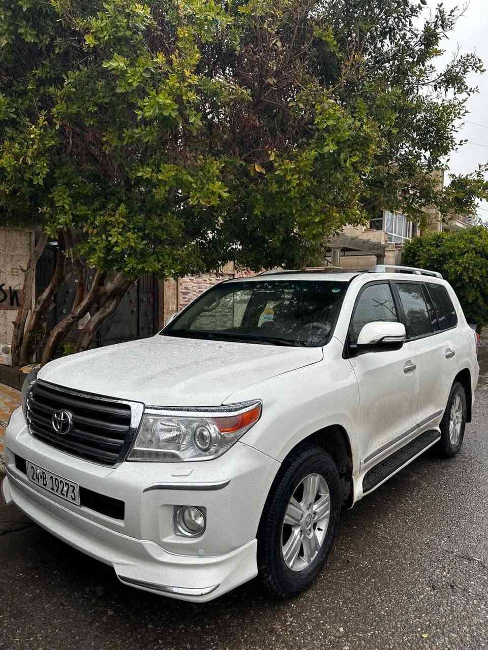 لاندكروز 2015 صبغ  عام امجفيه بدون دواخل بدون ايرباك سياره جاهزه و كلش حلوه محرك ٦ ما مفتوح سعر 290 وبي مجال للطيبين مكاني اربيل *********** واتساب
