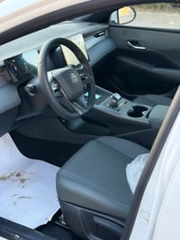 البيع بي وايدي كن بلاس 2025 السياره ماشيه 13 ألف  بيها رصعتي بصيطات  ا...