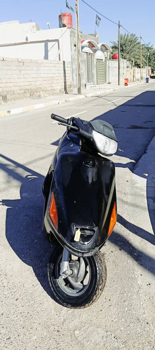 سلام عليكم فراشه للبيع سعر 500 وبيه مجال نضيفه كلشي بلاد للتواصل ***********
