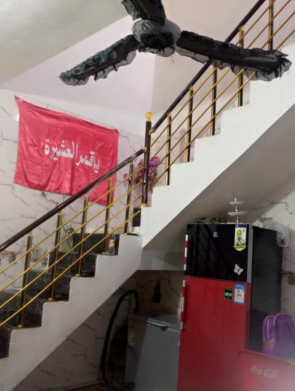 مساحة 120
زراعي سند 25
طابق واحد كامل خدمات
***********
