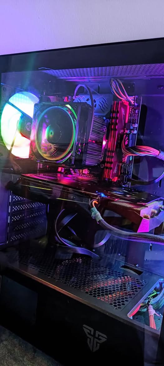 السلام عليكم حاسبة للبيع مواصفات
Pc Gaming 
M.B Qiyida X99 H9S 
GPU Rx 580 8GB
Cpu Xeon 2680 V4
Ram 8 3200 Hz 
Cpu fan غازي  LESHP F4 
Psu 800 FSP 
Case fantic CG83
السعر ٣٥٠ مكاني بغداد 
***********

