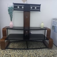 ميز بلازما للبيع للتواصل عله الرقم 07708984106