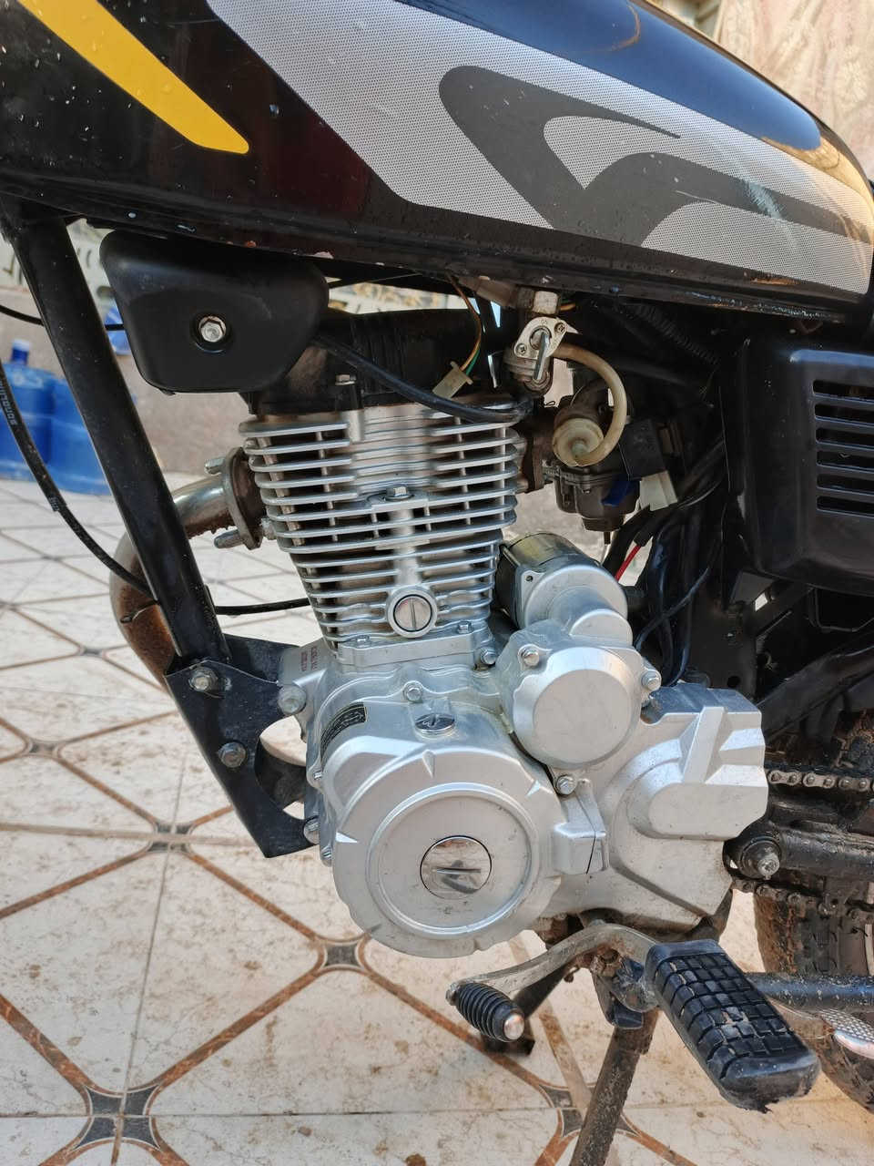 السلام عليكم دراجه سافان للبيع اصولي اوراق سكنر موديل 2024 دراجه جديده ستوني ماخذه  سبوع بس محتاج فلوس اريد ابيع مكاني نجف بل كوفه شارع المعمل السعر 675وبيه مجال بسيط ‏‪***********‬‏
