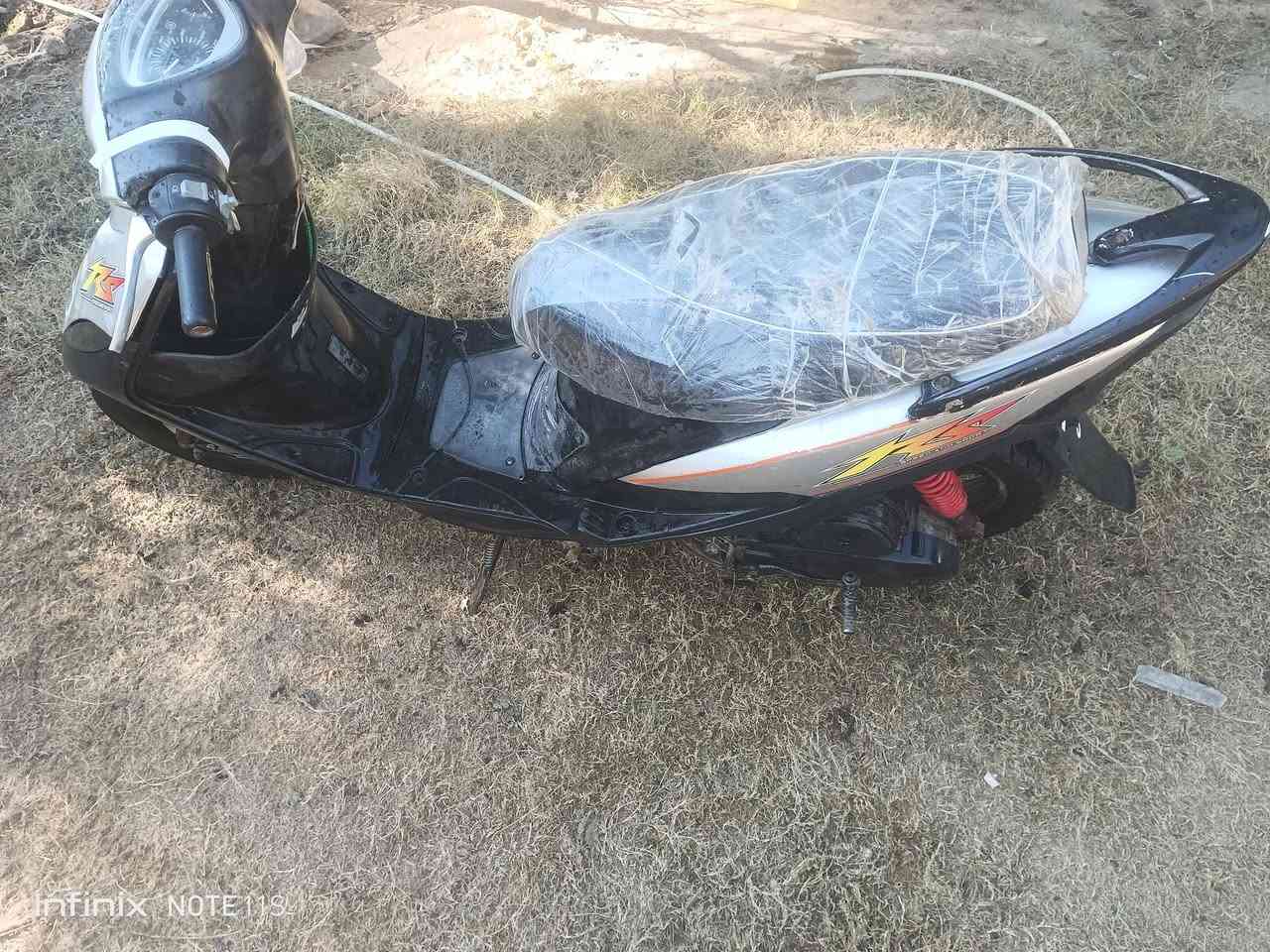 السلام عليكم ماكس عدله للبيع محرك مفتوح بوشه 49 بيهة نقوصات بصيطه سعر 300المايشتري لايخابر ***********
