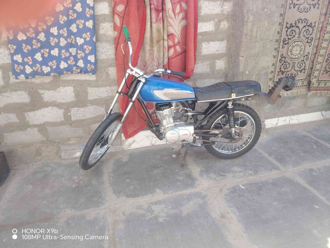 سلام عليكم دراجه البيع نامه ابرو دراجه كلش نضيفه 20021كلك السعر 350وبيه مجال ***********📞
