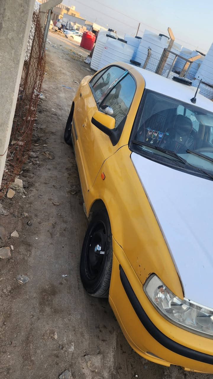 السلام عليكم
للبيع سمند سورن موديل 2011 سياره شوف العين مكينه كورلا كير اوتو 

غرفة السياره وسط محتاجه فقط بطاين بيبان 

سياره خير من الله نواقصها بسيطه  مكان السياره ناصرية مركز منطقة سومر 

السعر21 وبيها مجال بسيط 

ترهم مراوس بخصوصي ***********
