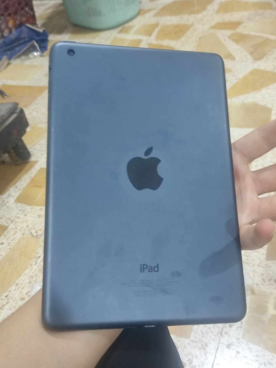 سلام عليكم  عندي 3 ايبادات جيل 2 واحد انضف من الثاني وعندي ايباد مني جيل الاول حيل نضيف وعندي ايباد جيل 4حيل نضيف +ولا واحد كلشي مابدل منه


**إذا كنت صاحب هذا الإعلان وتريد حذفه لأي سبب، رجاءا أرسل رسالة إلى الدعم الفني**
