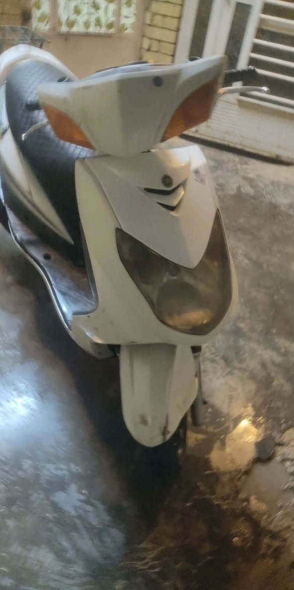 سلام عليكم دراجة سكنز لبيع نوزل خطين نوزل حديث ابو لهندر دراجة كاملة عوزها كلجات تعبانة سعر (650)وبيها مجال مكاني لكفاءات مال لعبيدي رقم *********** متواجد ماسنجر واتساب
