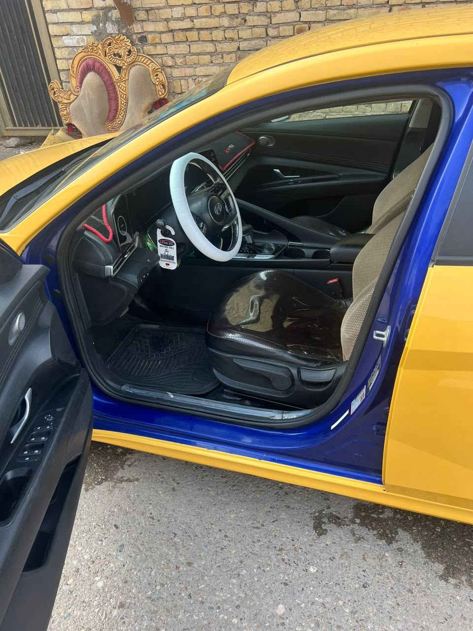 السلام عليكم النترا.موديل.2021.السعر.127ورقه.وبيه مجال السياره.ماشيه.85كليو.العنوان.الشعب.قرب.سطرة.الشعب.رقم.الهاتف.***********.صور.الحادث.موجوده.بل.نشر.
