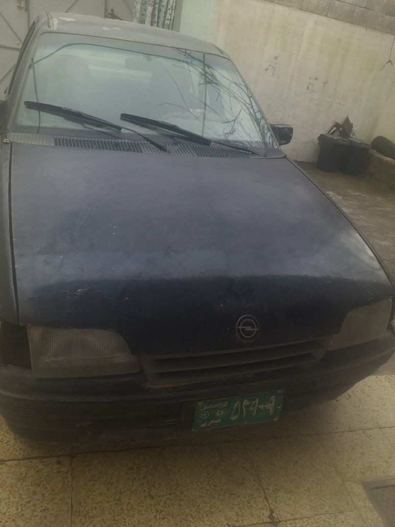 سلام عليكم اخوان كاديت للبيع موديل٩١ مكان 
كير عادي رقم اخضر السعر ٢٠
رقم ***********
***********
