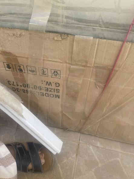 للبيع شاور كابينة حمام زجاج عدد 2 مربع +قوس 
الاتصال ***********
