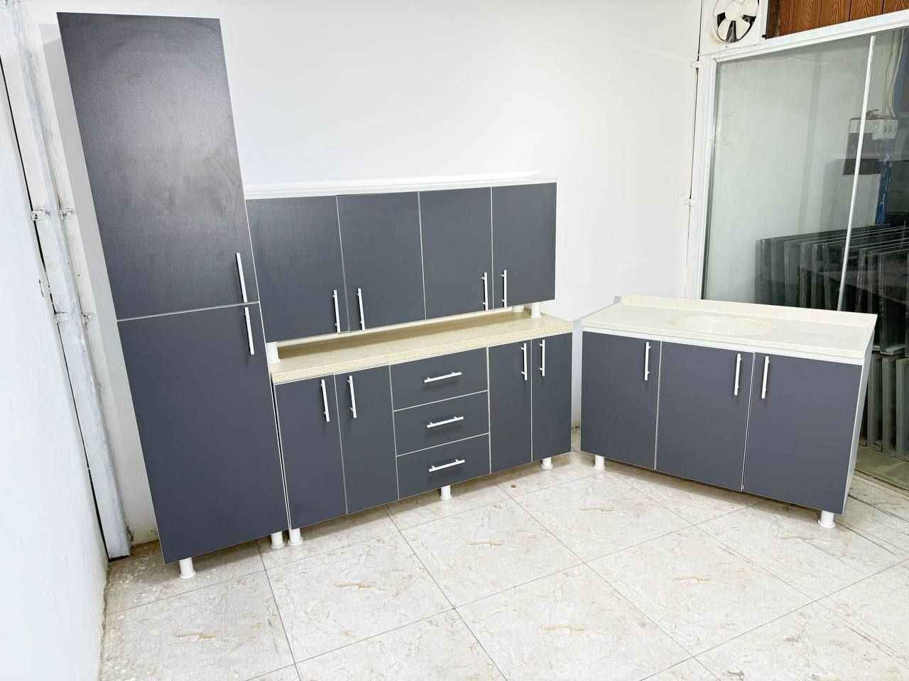 كاونتر تركي خشب ام دي اف 
قياس متر ونص ارضي وملحق 
مع سنك قياس متر و 20 سم مرمر 
*قياس الفاترينا 50 سم الصويرة, واسط


**إذا كنت صاحب هذا الإعلان وتريد حذفه لأي سبب، رجاءا أرسل رسالة إلى الدعم الفني**