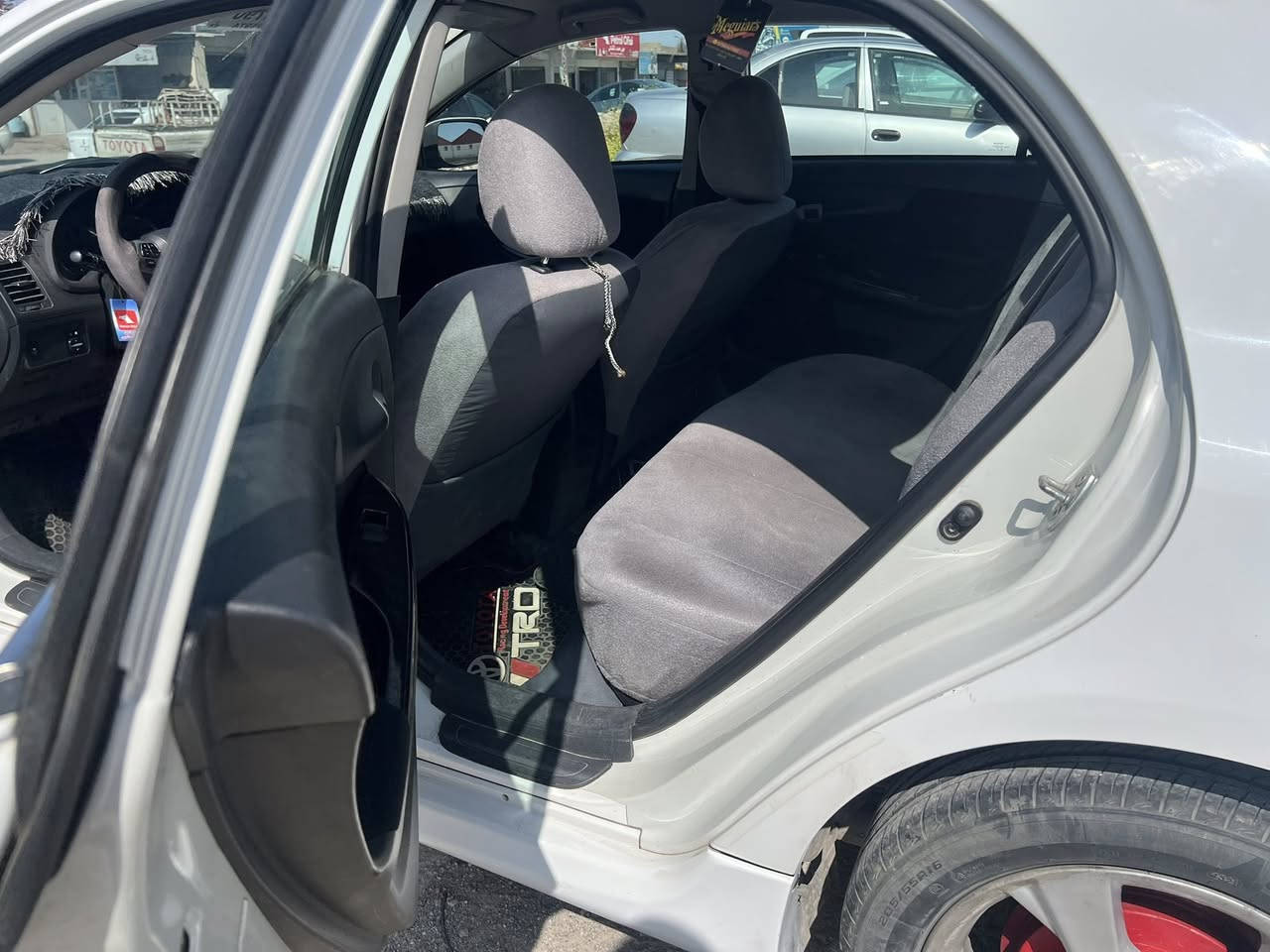 كورلاه موديل 2012سياره بدون صبغ بس شبرين جو قبغ بتزين صبغ باب وره نفرا شبرين بخ بدون دواخل  كير محرك بيشرط سياره بىشرط تحويل رقم سنويه جديد سياره موجود في زاخو سعر146//***********
