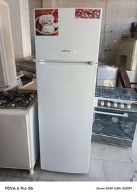 ثلاجة • نظيفه • موتور غازي