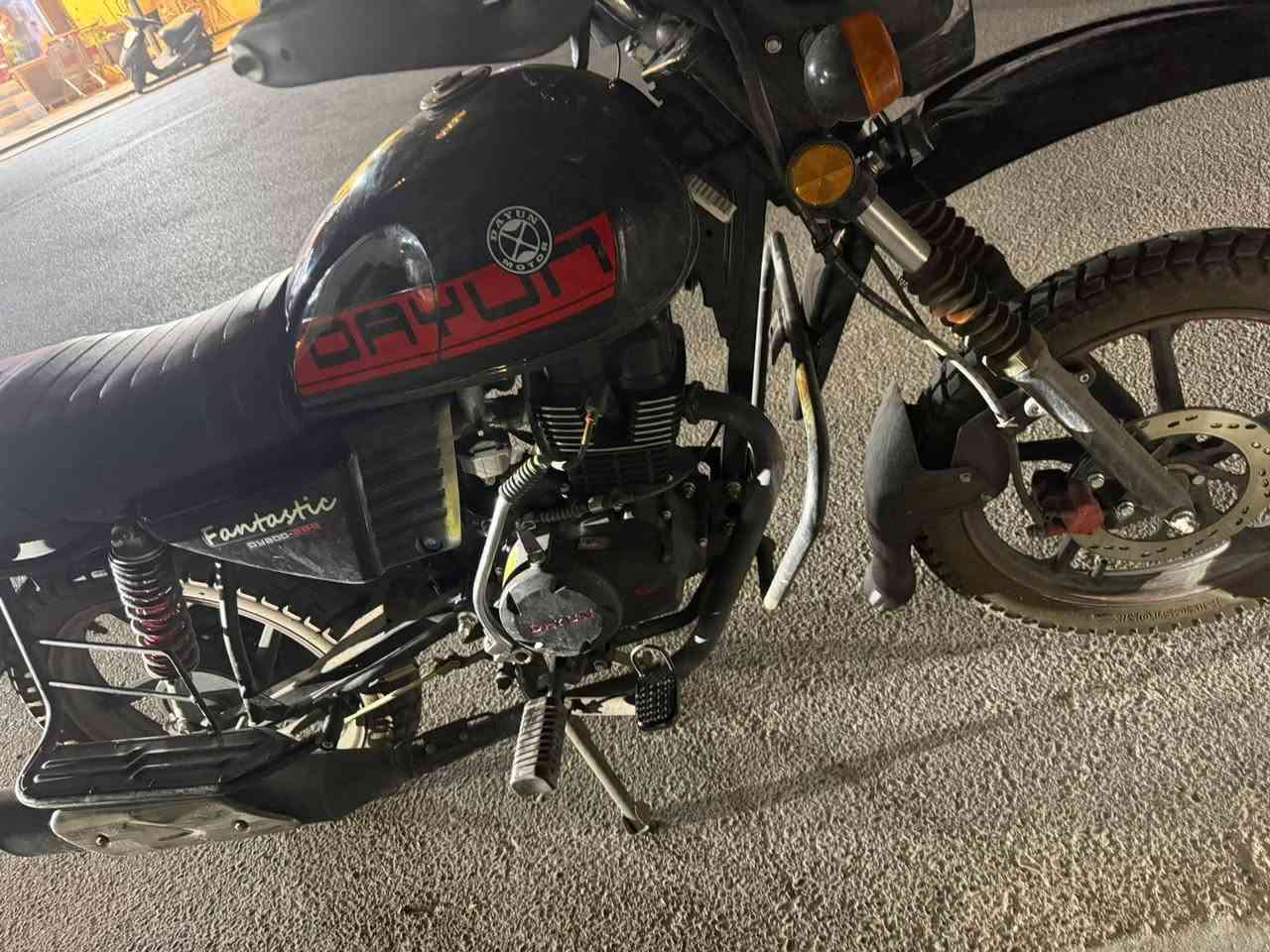 سلام عليكم دراجه دايوان محرك 200 مرقمه اربيل موديل 2026 محرك وكشر كلش نضيف تجي وتفحص وتشوف بعينك 
السعر 2650 وبيها مجال حك جيتك
للاستفسار ***********
